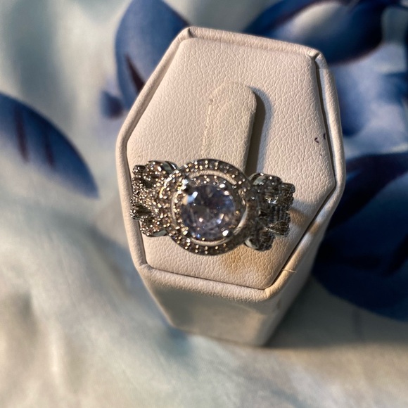 LIVE SHOW LAST ACT RING SIZE 6 - Picture 1 of 8